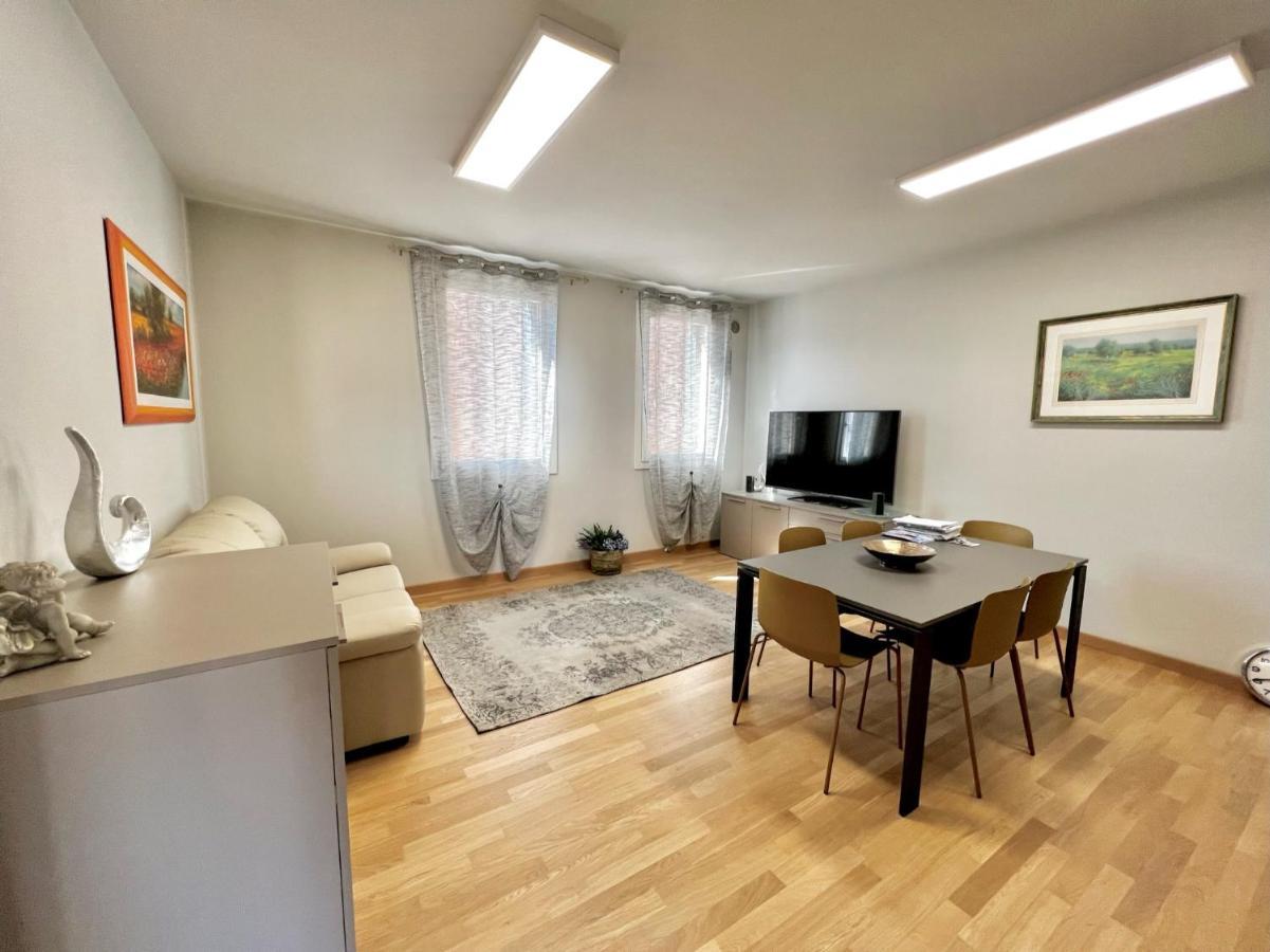 Erman House - Naviglio Riviera Del Brenta Venezia Apartman Dolo Kültér fotó